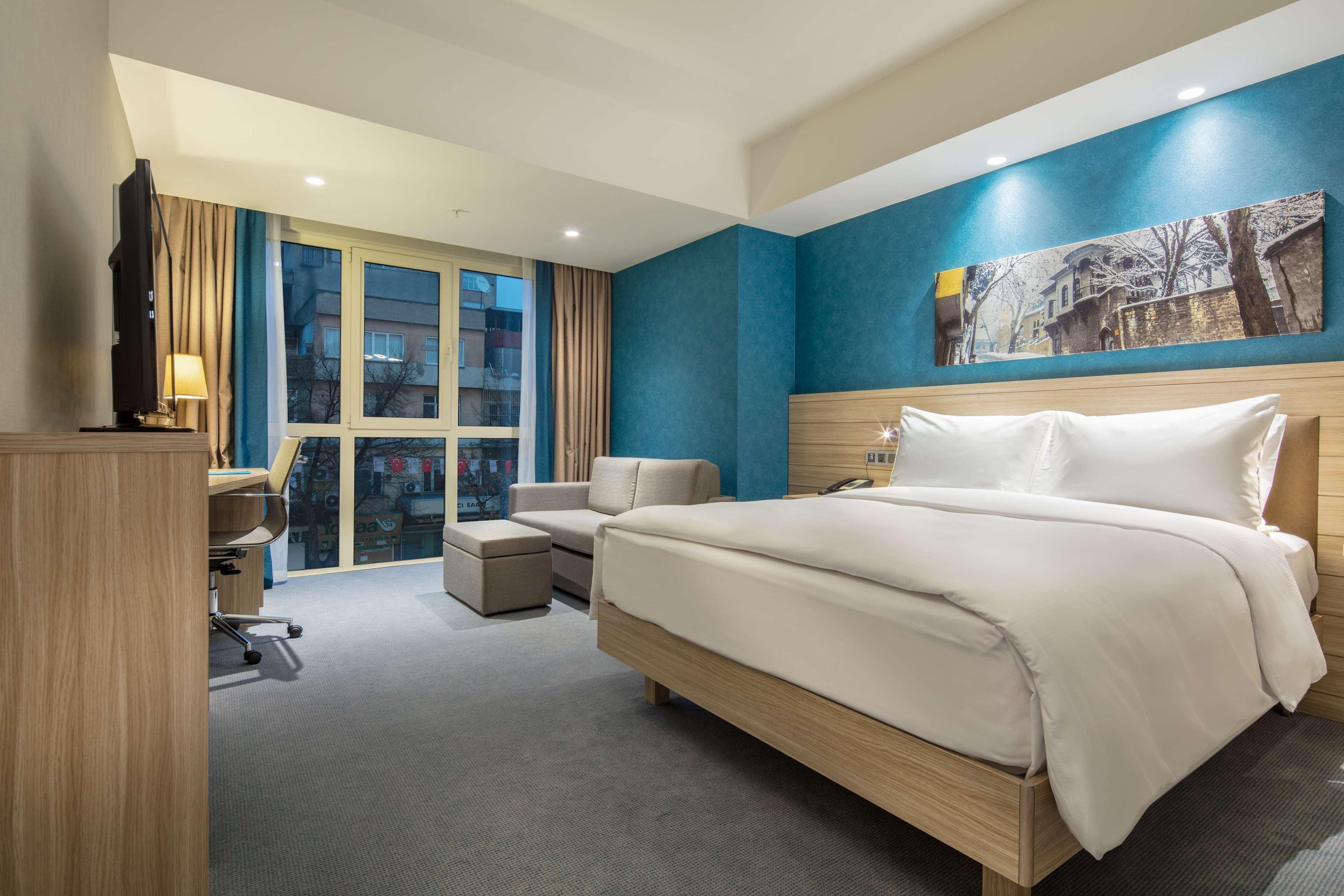 מלון Hampton By Hilton קרמאנמרש מראה חיצוני תמונה