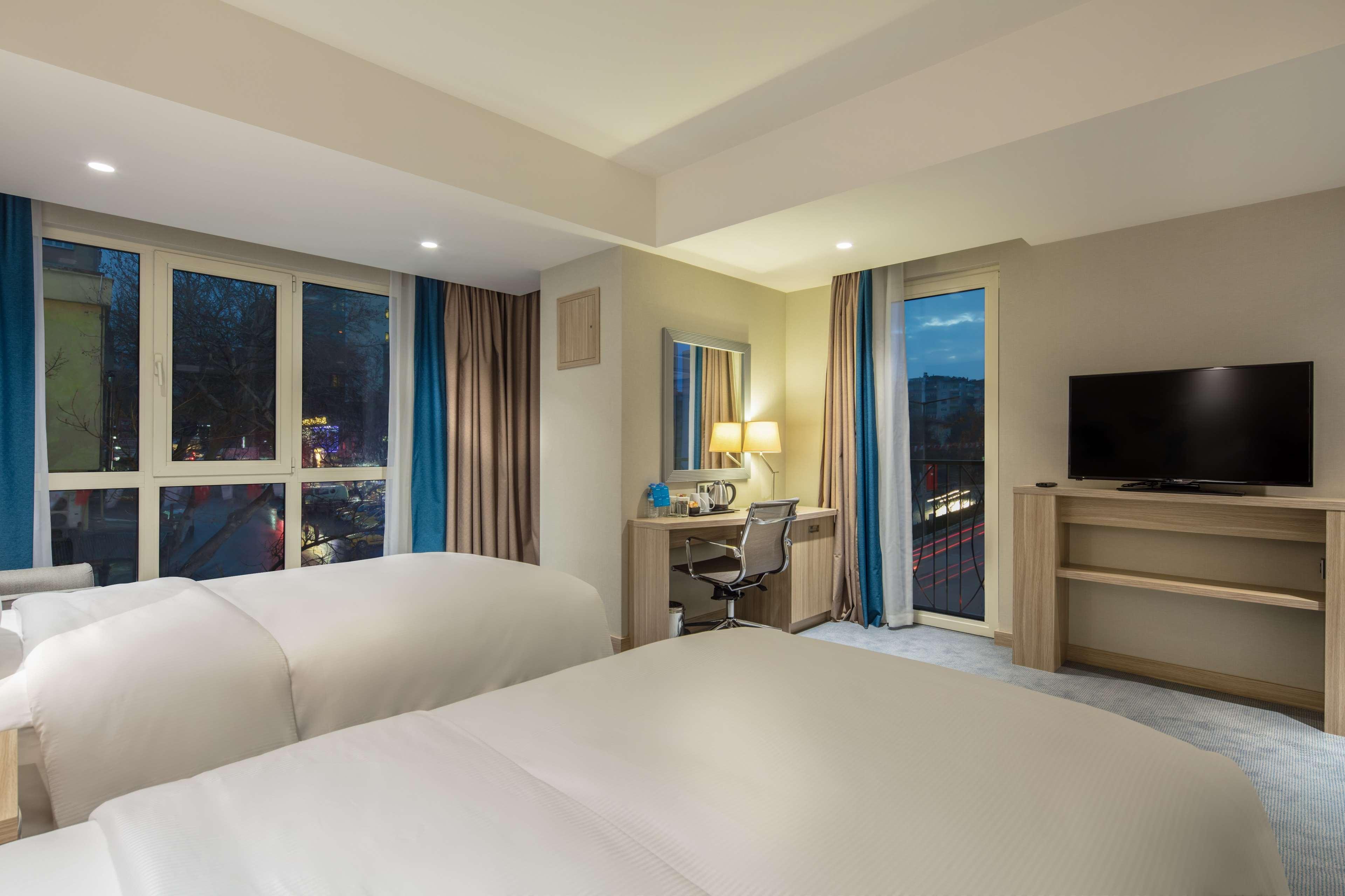 מלון Hampton By Hilton קרמאנמרש מראה חיצוני תמונה