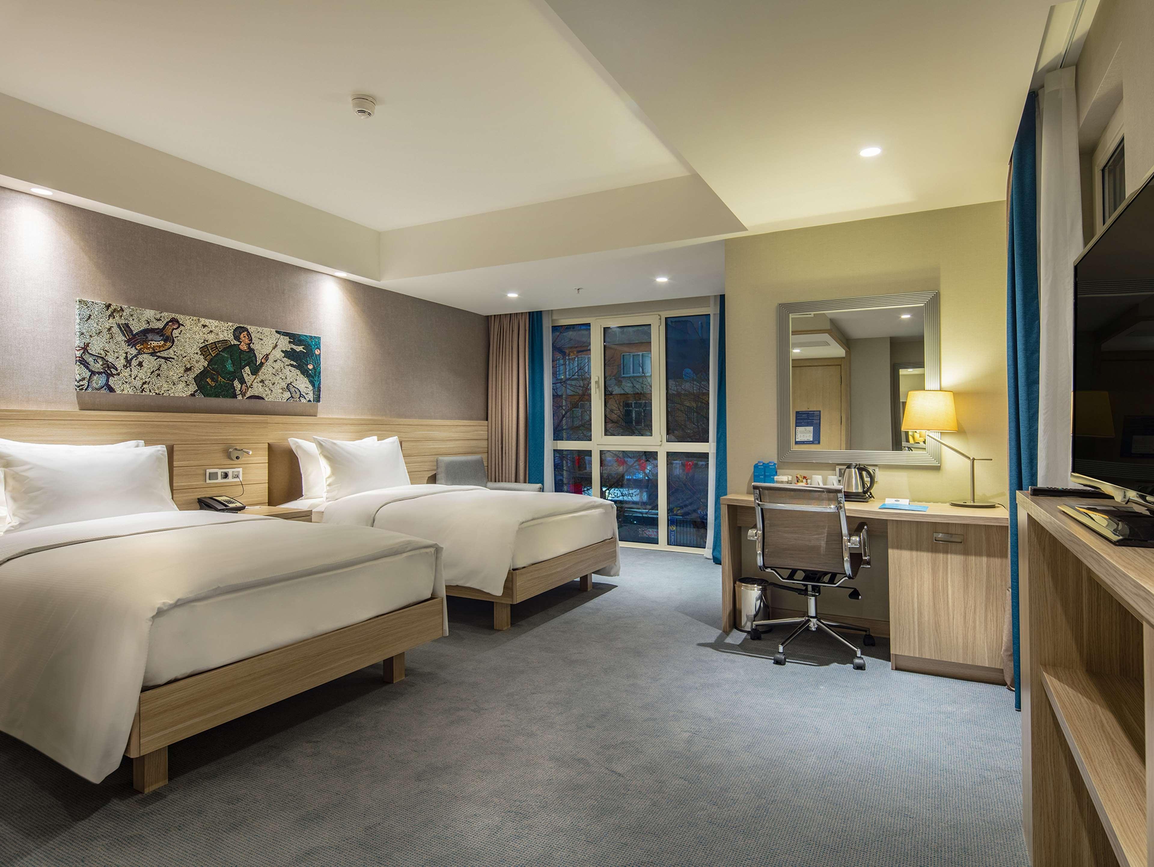 מלון Hampton By Hilton קרמאנמרש מראה חיצוני תמונה