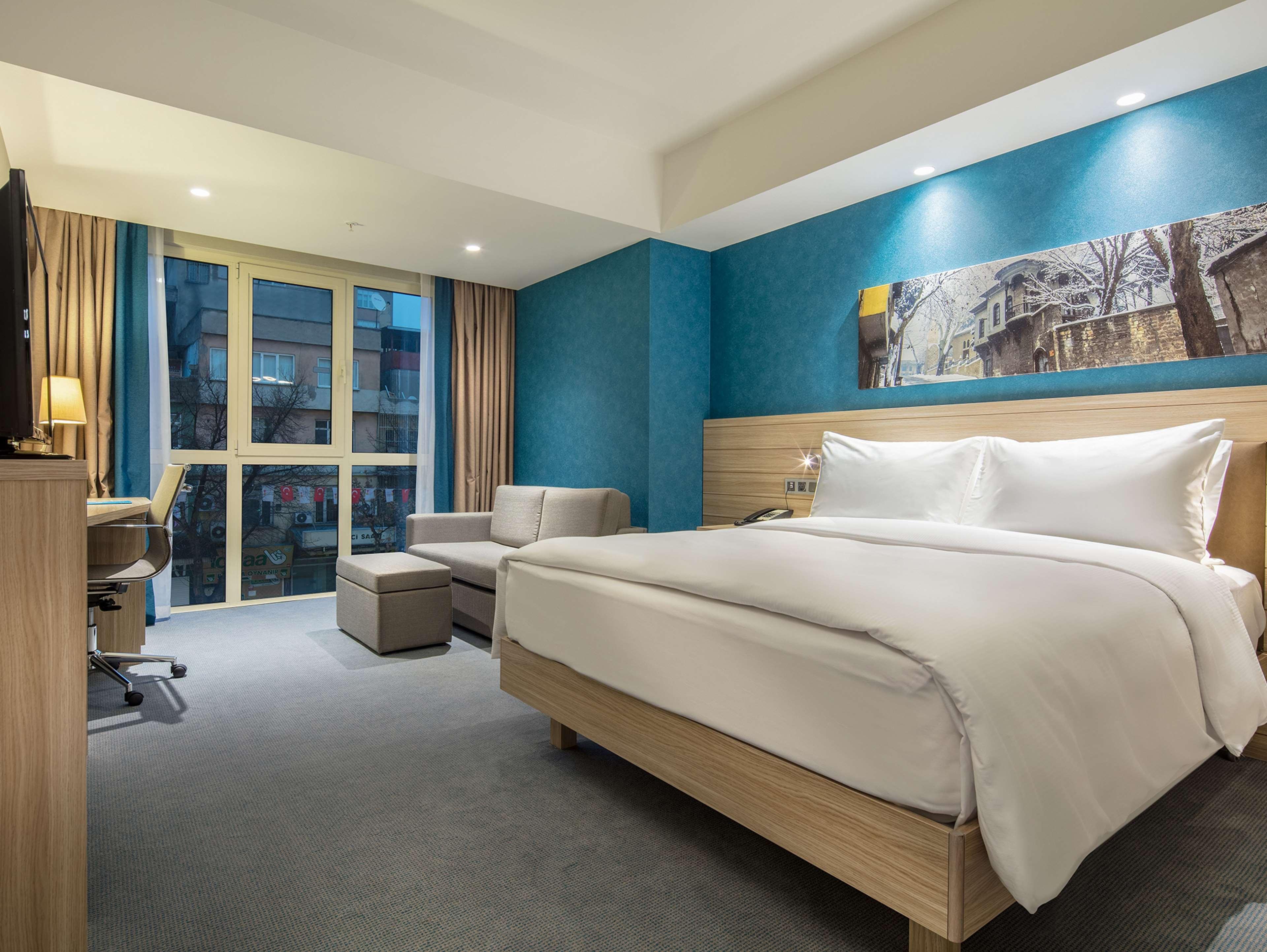 מלון Hampton By Hilton קרמאנמרש מראה חיצוני תמונה