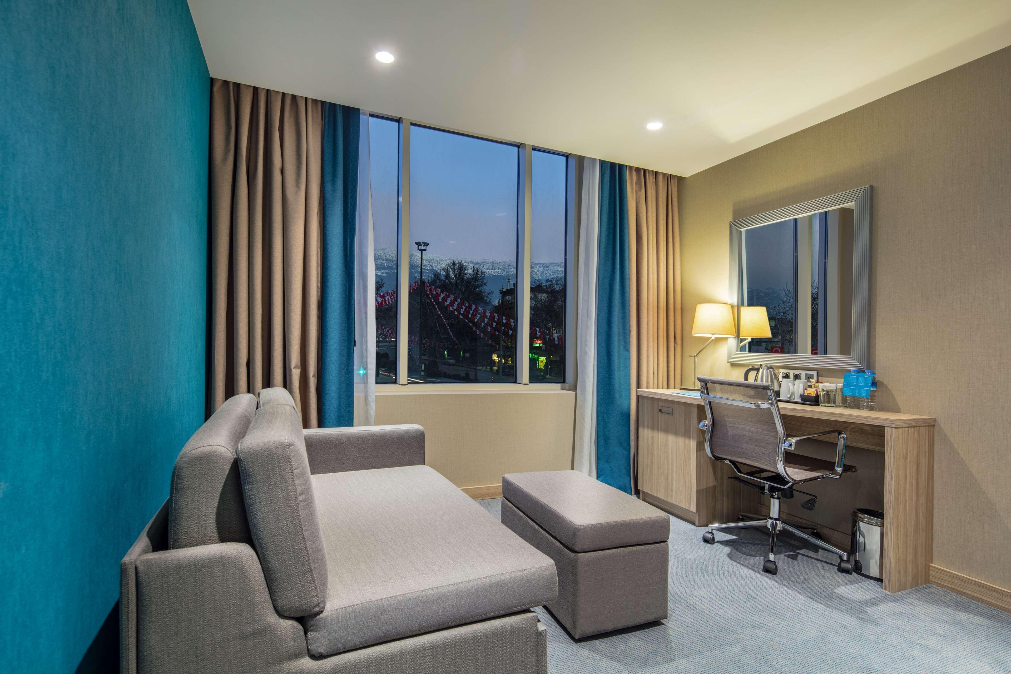מלון Hampton By Hilton קרמאנמרש מראה חיצוני תמונה