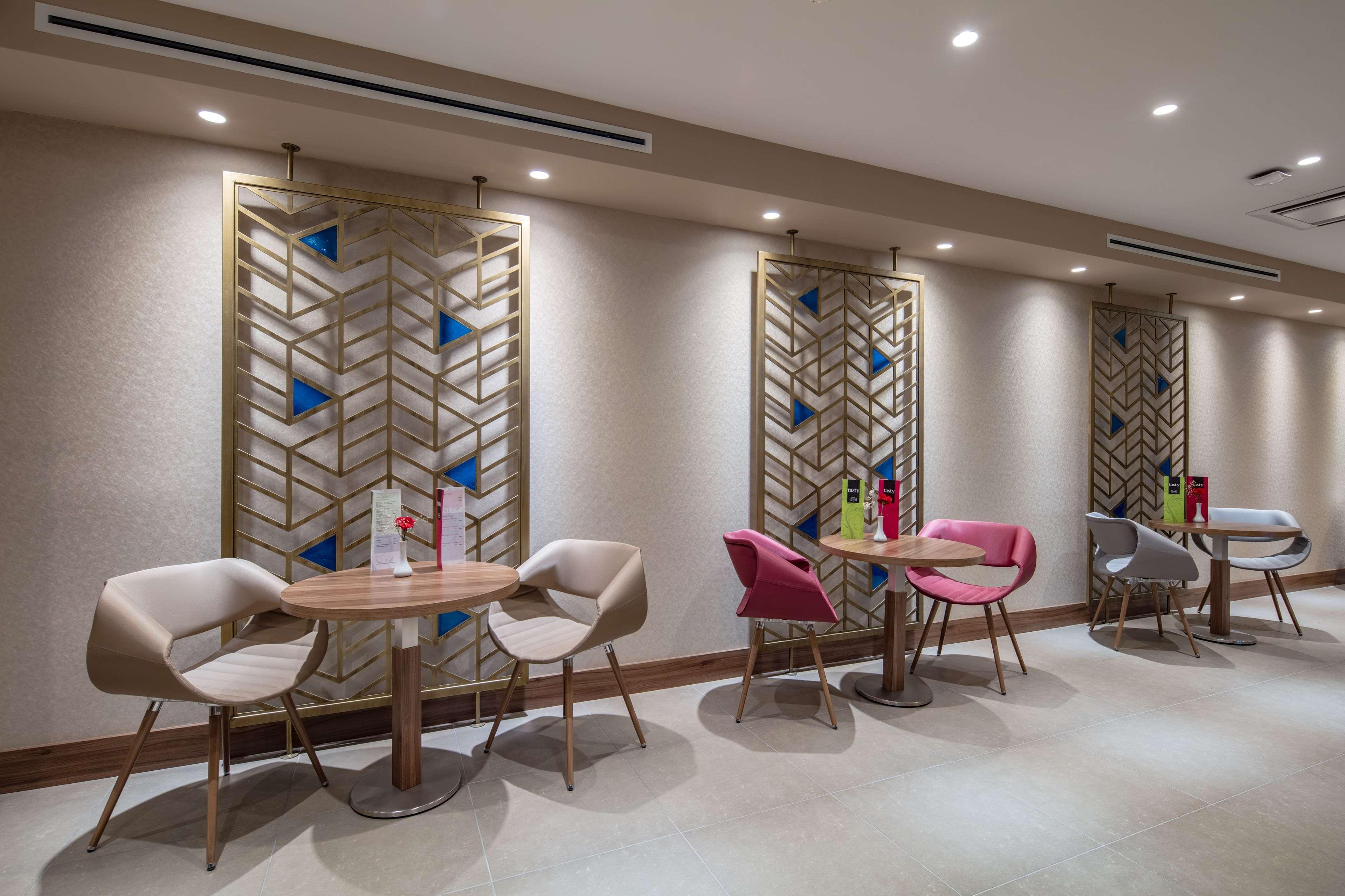 מלון Hampton By Hilton קרמאנמרש מראה חיצוני תמונה
