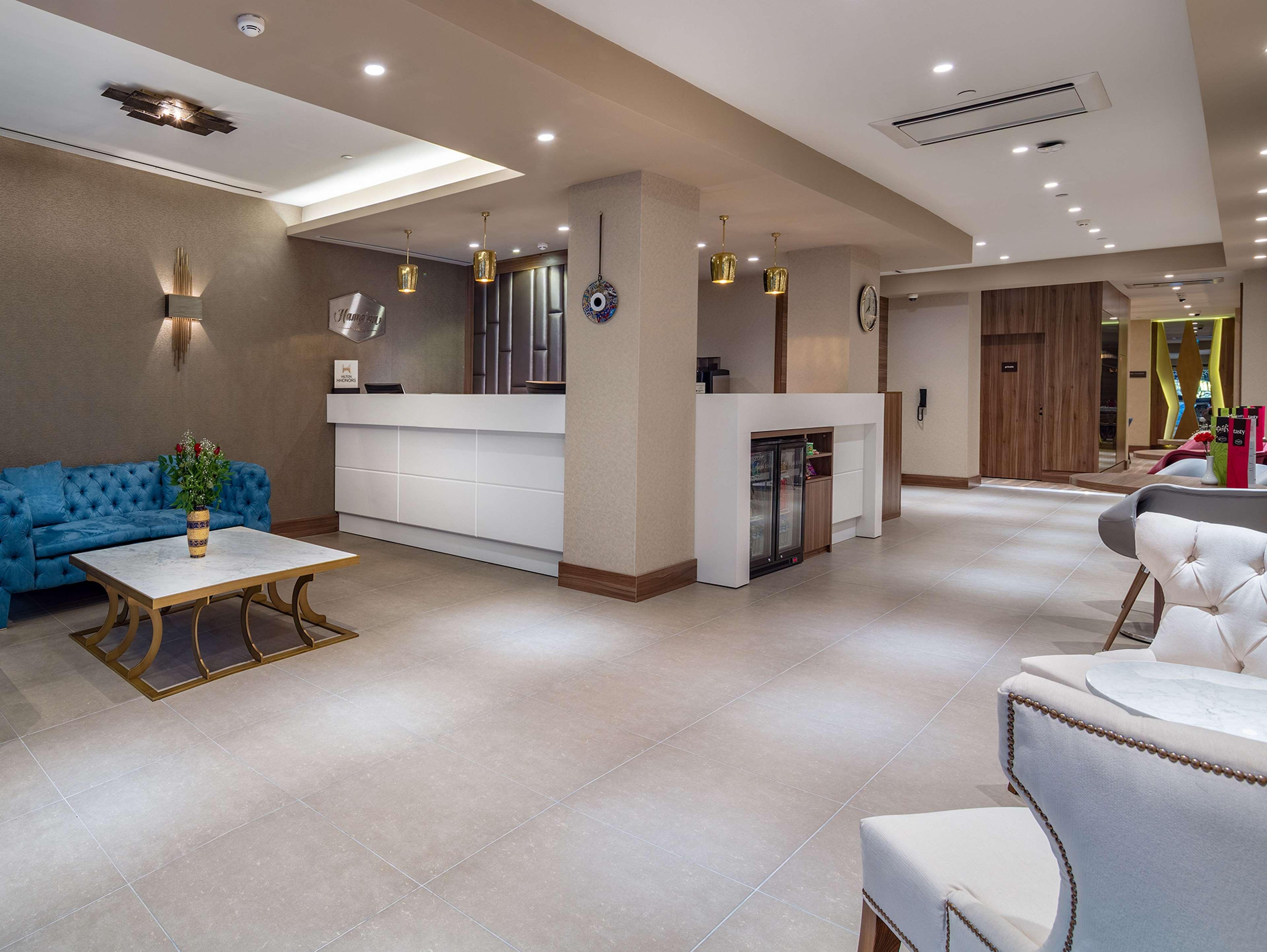 מלון Hampton By Hilton קרמאנמרש מראה חיצוני תמונה
