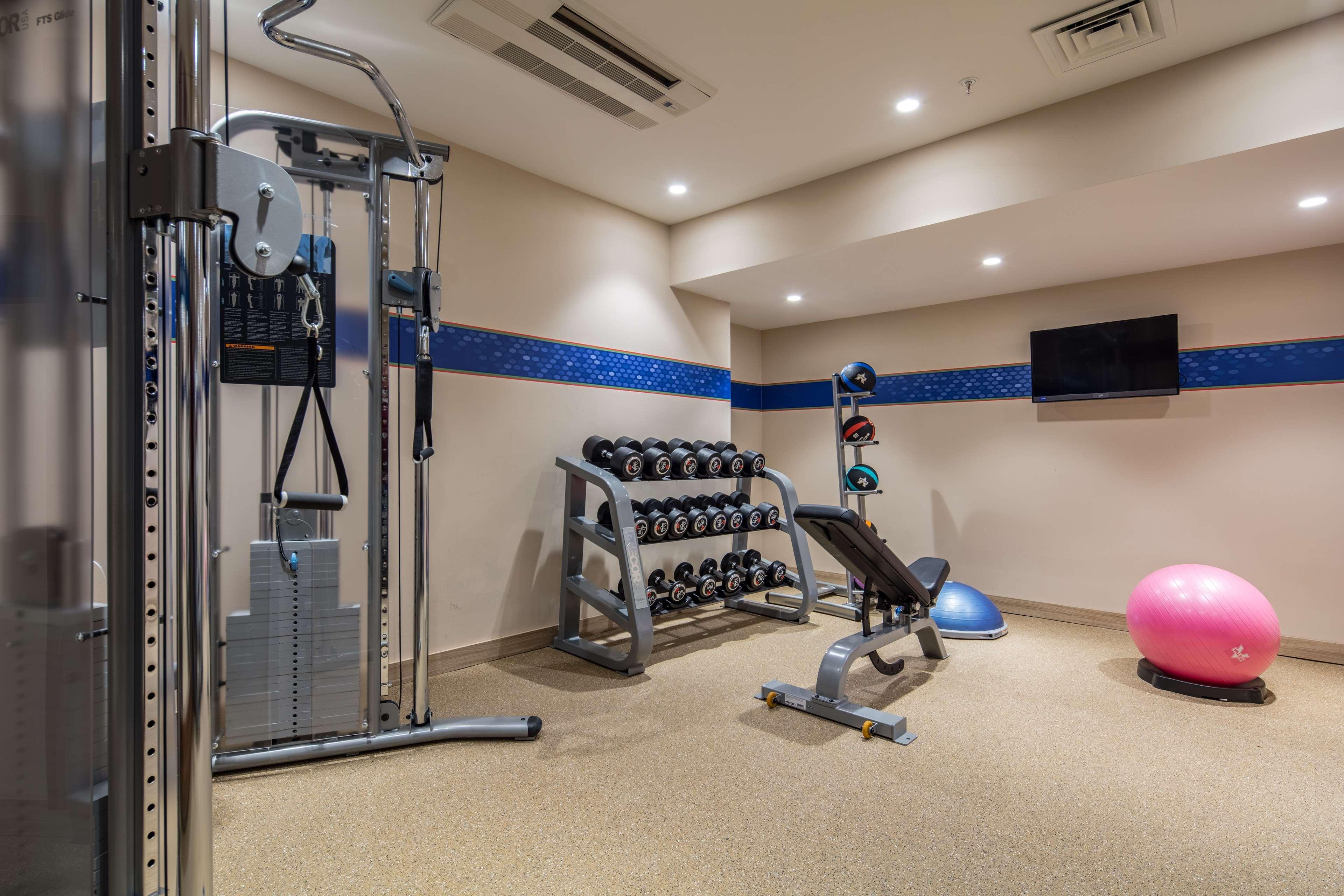 מלון Hampton By Hilton קרמאנמרש מראה חיצוני תמונה